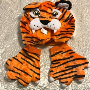 Costume tiger head piece and gloves